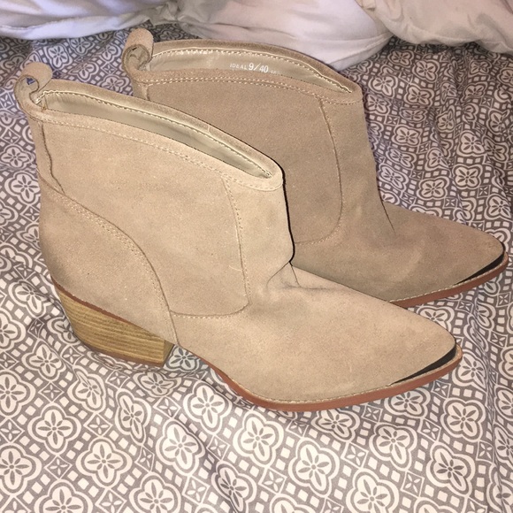 chinese laundry craze bootie white